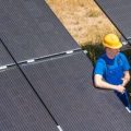 Die Grundlagen der Photovoltaik: Funktionsweise, Technik und Vorteile für Eigenheimbesitzer
