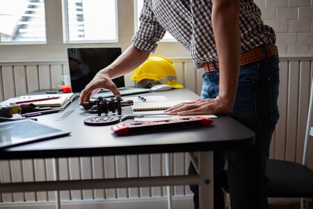 Schönheitsreparaturen und Renovierungspflichten: Was muss der Mieter wirklich leisten?